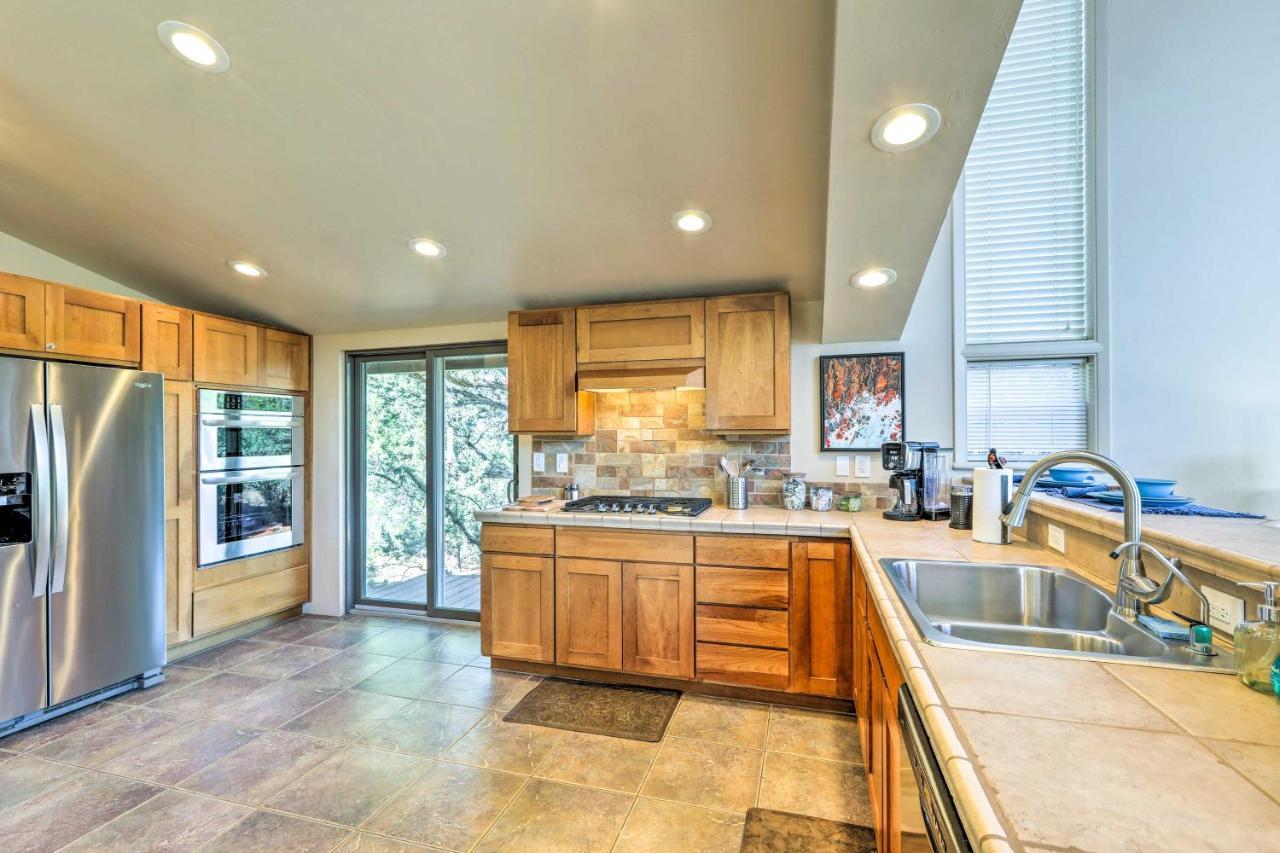 Bright Sedona Home With Deck And Mountain Views! מראה חיצוני תמונה